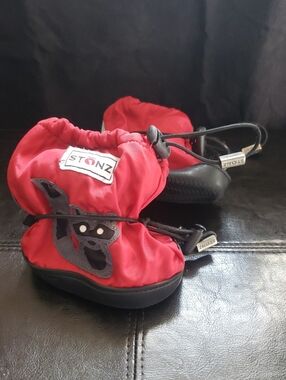 Stonz Red Kids Outdoor Booties with Black Soles